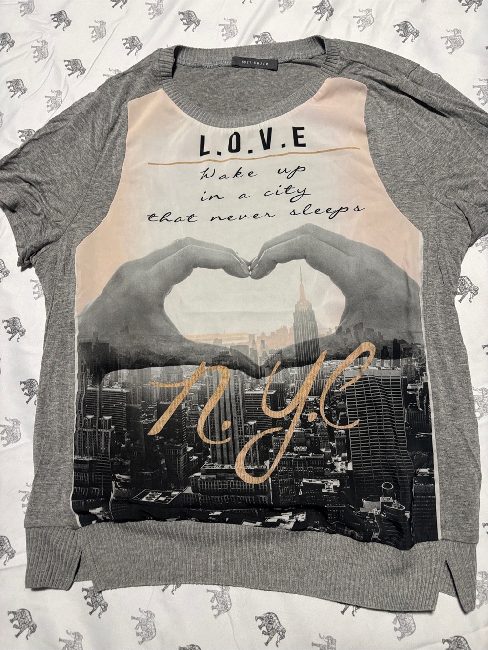 Suzy Shier Grey Graphic NY Cityscape Pullover with Peach Accents